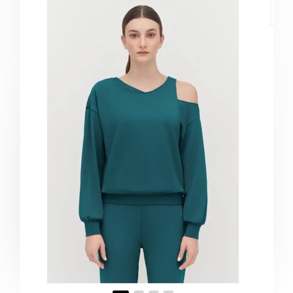 Cuyana- NWT French Terry Layered Sweatshirt in Deep Ocean XS